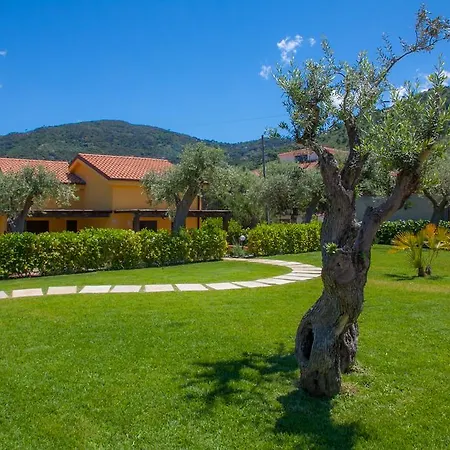 Baia Degli Ulivi * Cefalù