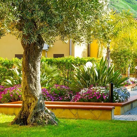 아파트 Baia Degli Ulivi 체팔루