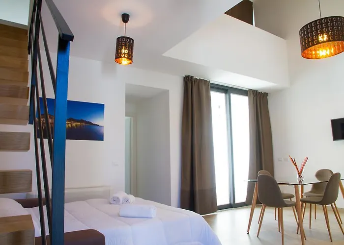 Baia Degli Ulivi * Cefalù