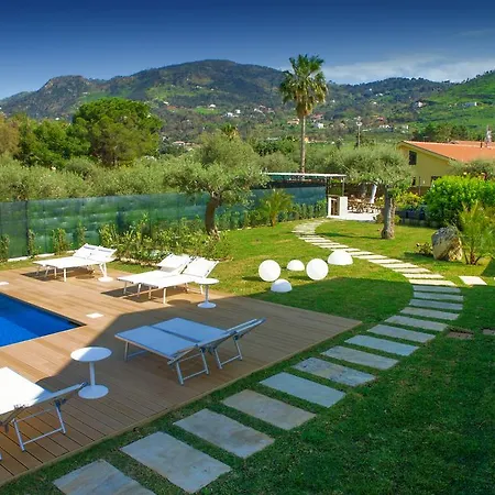 Baia Degli Ulivi Apartment *
