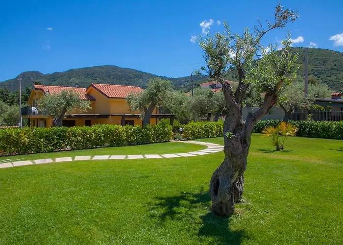 Baia Degli Ulivi * Cefalú